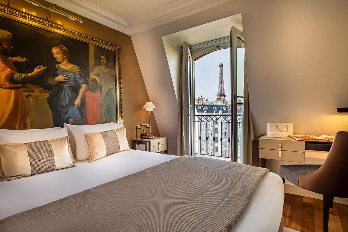 Hotels in Paris with an Eiffel Tower View