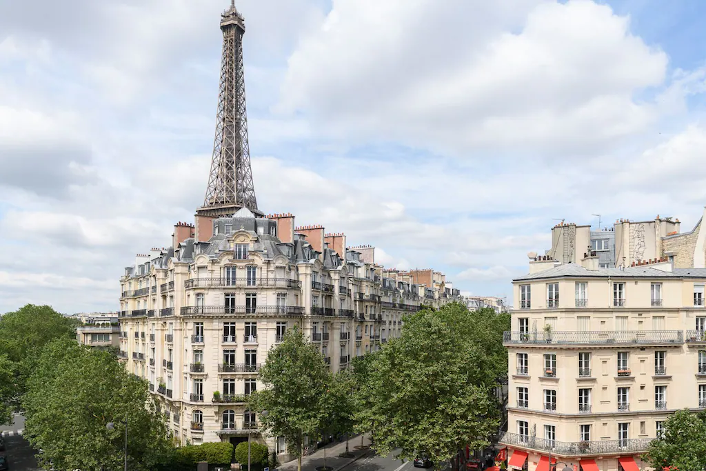 Paris hotels with Eiffel Tower View 