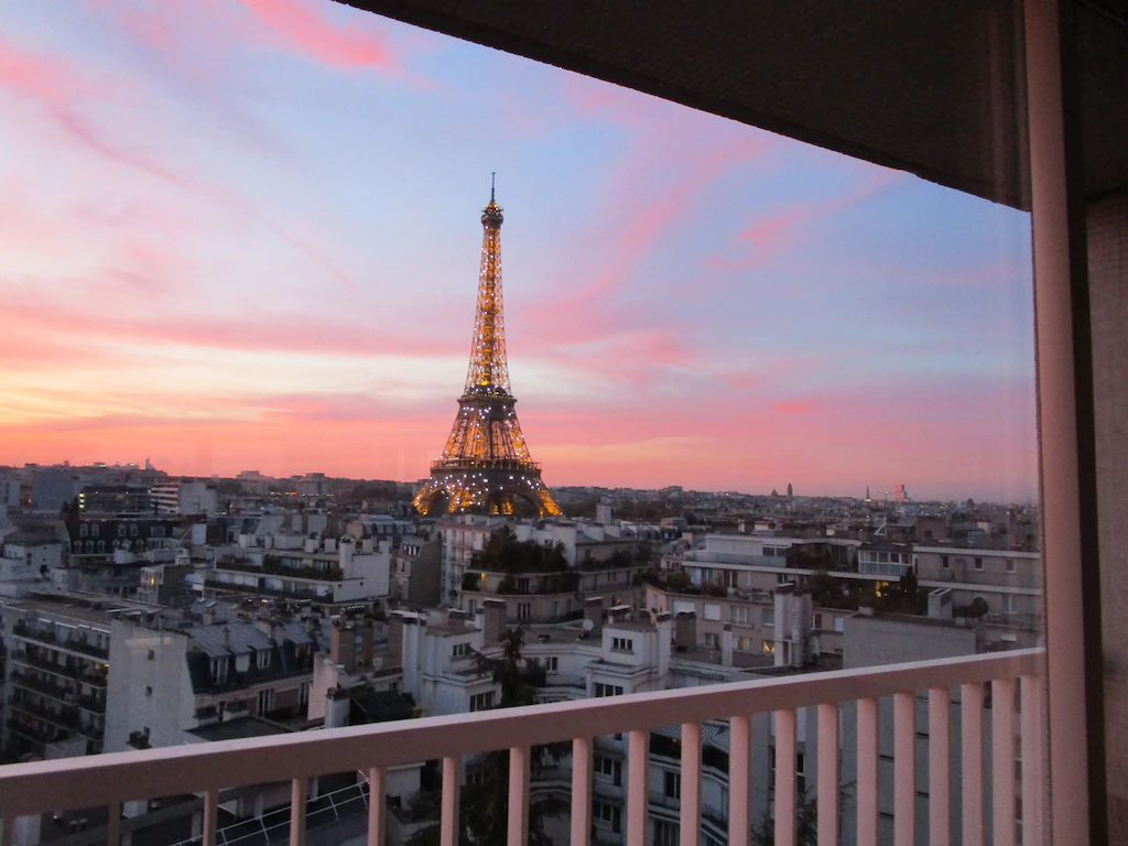 Paris hotels with Eiffel tower view