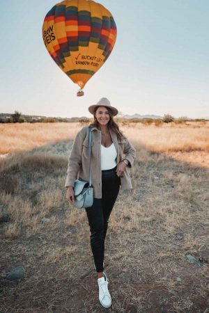 27+ Leather Leggings Outfit Ideas to Wear - Dana Berez