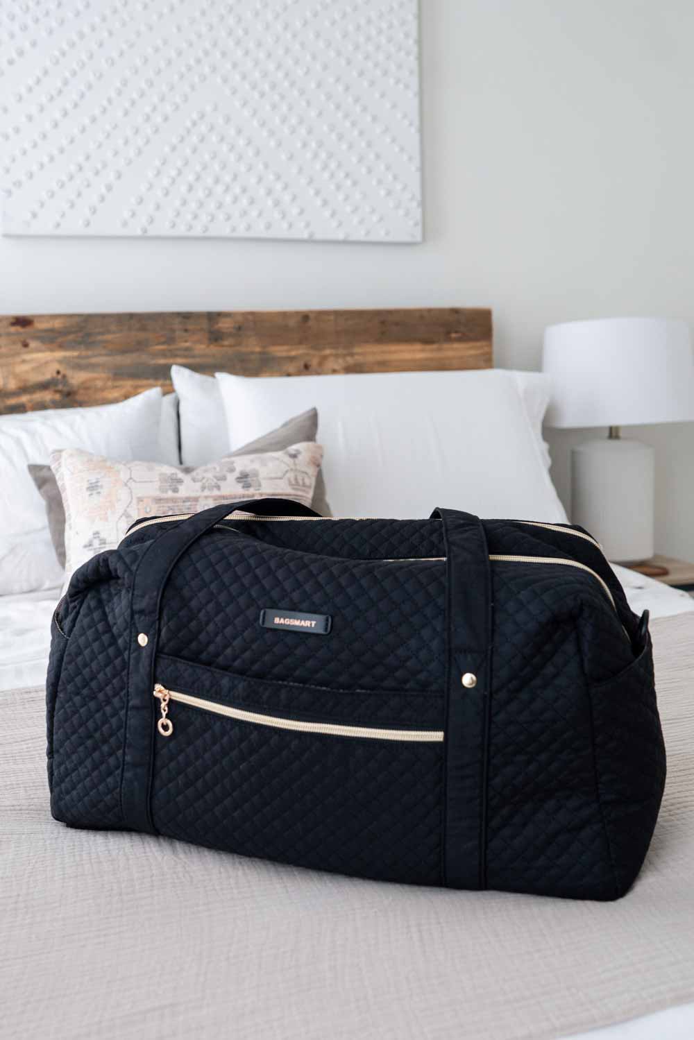 amazon travel must have weekender bag