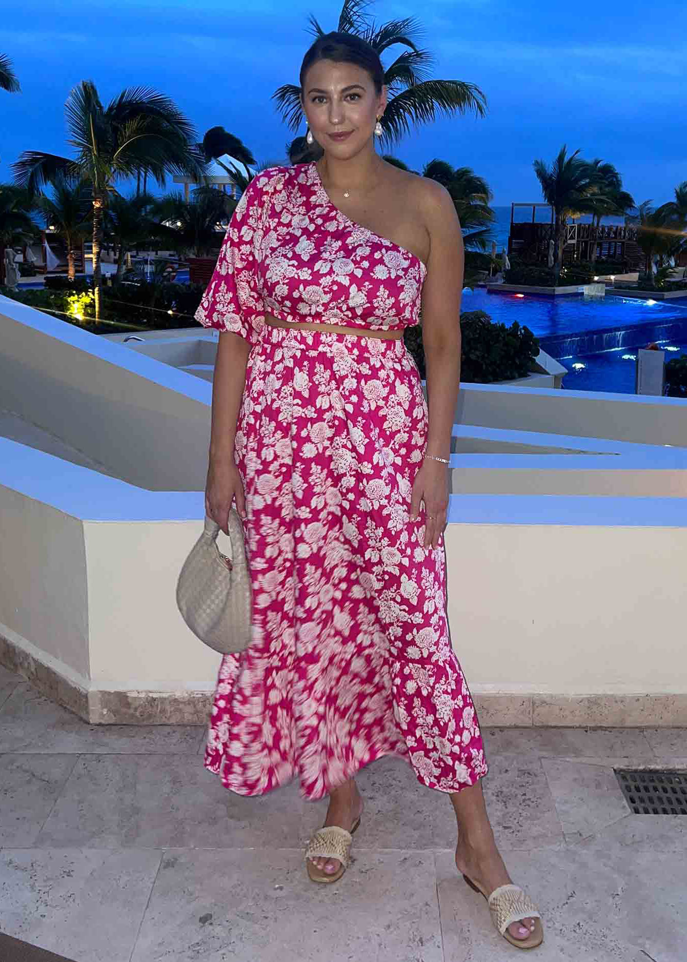 What to wear to Dinner in Cancun