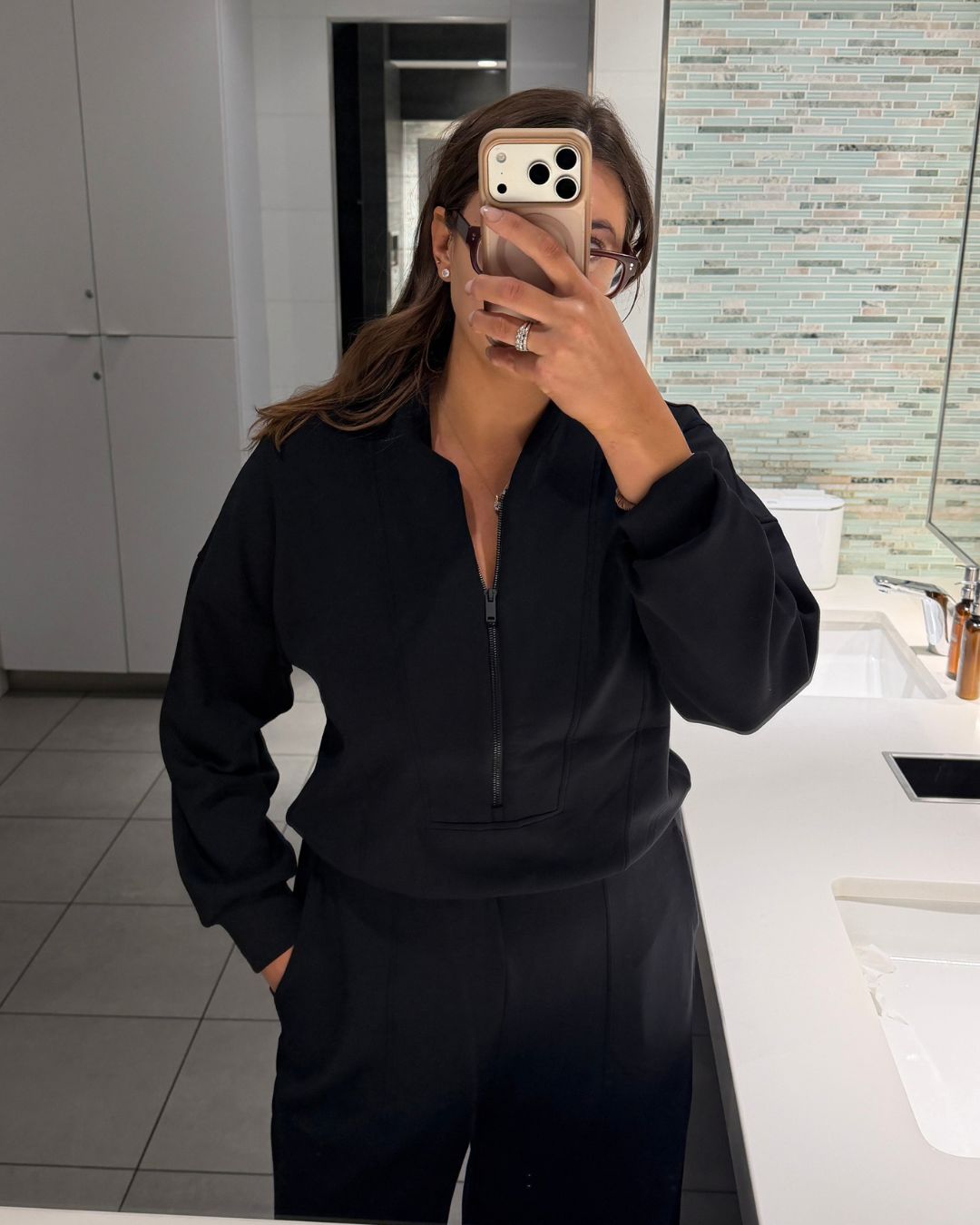 Black Spanx Air Essentials Travel Outfit
