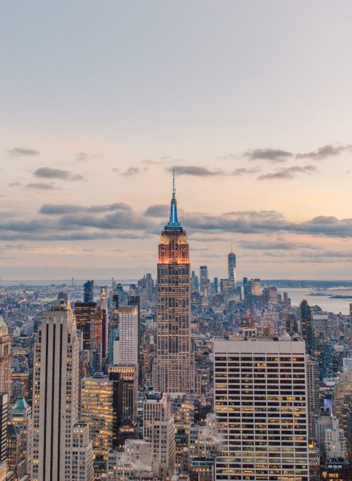 Photo Spots of the Empire State Building in NYC Instagram Approved | Dana Berez NYC Photography Ideas NYC rooftops ROCKEFELLER CENTER
